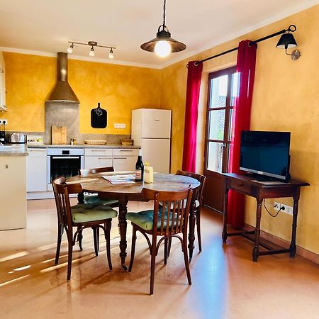 Vinauberge Poilhes Eksteriør billede